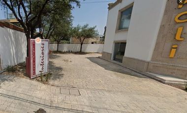 LOCAL  VENTA ESQUINA  AV VASCONCELOS 700 M 2 T 400 M 2 C 2 $ 65 MILL