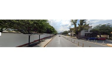 LOCAL  VENTA ESQUINA  AV VASCONCELOS 700 M 2 T 400 M 2 C 2 $ 65 MILL