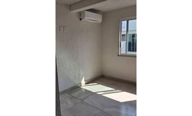 VENTA AMPLIO PENTHOUSE COSTA AZUL ACAPULCO BUENA UBICACION