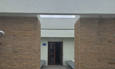 A CUATRO CUADRAS DEL CENTRO