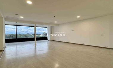 Arriendo - Oficina de 75 m² en centro empresarial premium de Cajicá