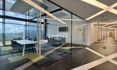 Arriendo - Oficina de 75 m² en centro empresarial premium de Cajicá