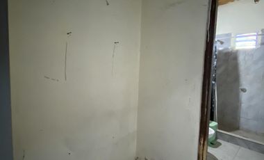 VENTA CASA INTERNA DOS DORMITORIOS - CENTRO, PÉREZ