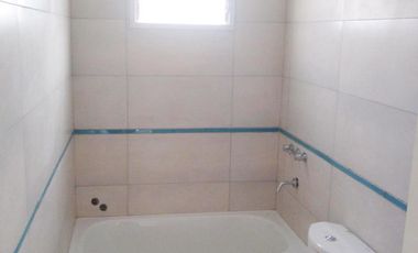 2 Duplex de 2 dormitorios con cochera y espacio libre a estrenar.- R. de Escalada.