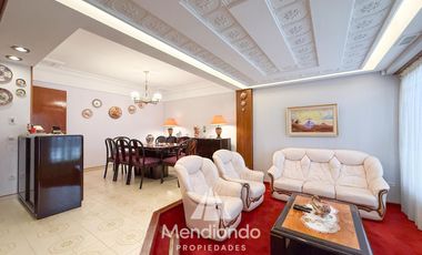 Casa 4 amb. c/ cochera Doble de 202 m2 IMPECABLE en San José