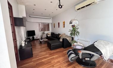 VENTA CASA ROSARIO CENTRO 4 DORMITORIOS TERRAZA QUINCHO COCHERA