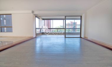 APARTAMENTO CON TERRAZA EN EL POBLADO SECTOR TESORO - MEDELLIN ✅