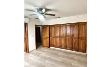 Apartamento en Arriendo en la Bahía de Manga – Vista Directa al Mar