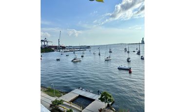 Apartamento en Arriendo en la Bahía de Manga – Vista Directa al Mar