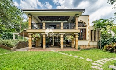 Copia de Vendo hermosa casa en el Poblado - como vivir en una finca. ✅