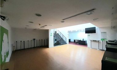 Venta Local Poblado Esquinero 9707098 DL