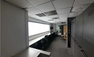 Venta Local Poblado Esquinero 9707098 DL