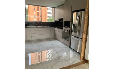 Venta exclusivo Apartamento la calera, Poblado, Medellin.   ✅