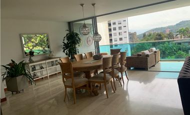 Venta exclusivo Apartamento la calera, Poblado, Medellin.   ✅