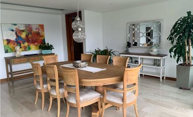 Venta exclusivo Apartamento la calera, Poblado, Medellin.   ✅