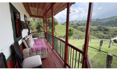 VENTA DE FINCA EN SALENTO, QUINDO, COLOMBIA