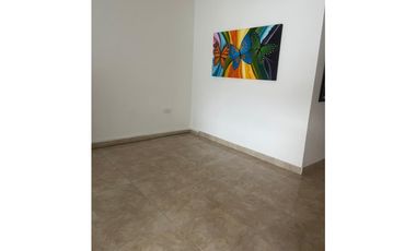 SE VENDE HERMOSA CASA EN BAVARIA AREA 260M2 CONSTRUIDOS