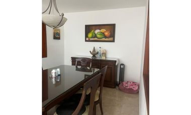 SE VENDE HERMOSA CASA EN BAVARIA AREA 260M2 CONSTRUIDOS