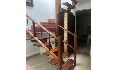 SE VENDE HERMOSA CASA EN BAVARIA AREA 260M2 CONSTRUIDOS