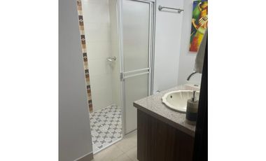 SE VENDE HERMOSA CASA EN BAVARIA AREA 260M2 CONSTRUIDOS