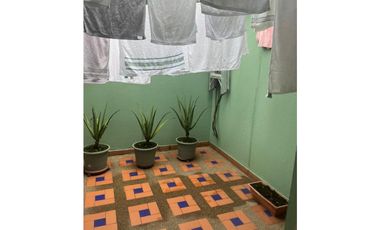 SE VENDE HERMOSA CASA EN BAVARIA AREA 260M2 CONSTRUIDOS