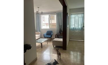 SE VENDE HERMOSA CASA EN BAVARIA AREA 260M2 CONSTRUIDOS