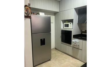 SE VENDE HERMOSA CASA EN BAVARIA AREA 260M2 CONSTRUIDOS