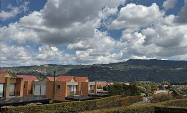 Hacienda Fontanar casa en arriendo