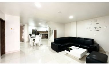 Casa de dos pisos en venta | Las Mercedes - Palmira, Valle