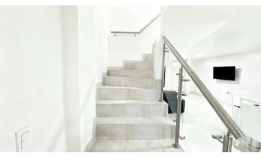 Casa de dos pisos en venta | Las Mercedes - Palmira, Valle