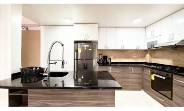 Casa de dos pisos en venta | Las Mercedes - Palmira, Valle