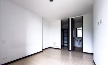 Apartamento En Venta En La Aldea, La Estrella, MGE