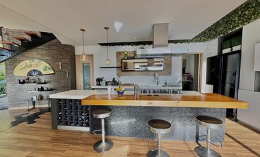 Espectacular casa en Poblado