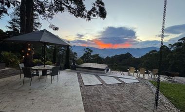 Espectacular casa en Poblado