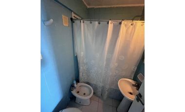 Departamento 2 amb con cochera. Zona Varese