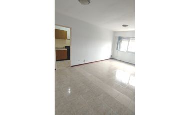 3 ambientes externos espacio cochera Falucho y 20 de Septiembre