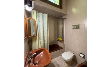 VENTA EN BLOK - CHALET DE 4 AMBIENTES + GALPON -FRANCIA Y AVELLANEDA