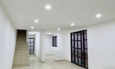 Casa en venta con tres recamaras en San Pablo Apetatitlán, Tlaxcala.