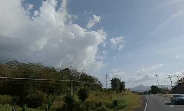 SE VENDE TERRENO COMERCIAL EN CAPIRA 1300M SOBRE VIA INTERAMERICANA