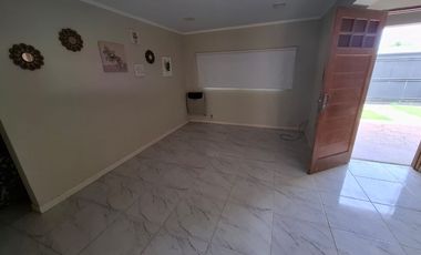 Casa en venta en Ameghino