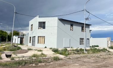 Complejo de 6 Departamentos en venta en San Rafael
