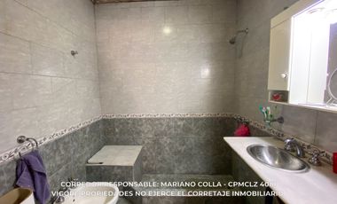 Casa en venta c/ cochera en José Mármol
