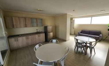 ESPACIOSO DEPARTAMENTO A PASOS DE ESTACIÓN METRO EL LLANO.