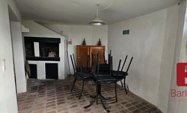 Casa en venta c/ cochera en Mar del Sur
