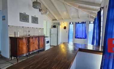 Casa en venta c/ cochera en Mar del Sur