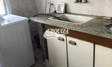 Venta casa 3 ambientes c/ cochera en Ramos Mejía