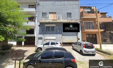Galpón en alquiler de 570m2 en dos plantas ubicado en San Justo
