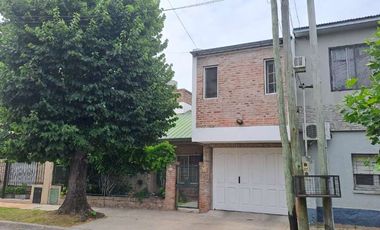 Casa en venta en Quilmes Este