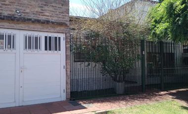 Casa en venta en Quilmes Oeste