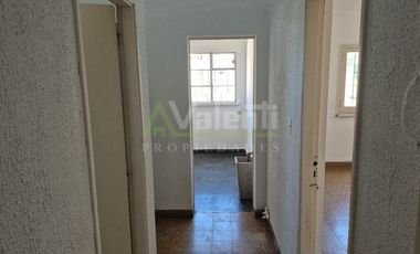Casa PH en alquiler en Parque Quirno